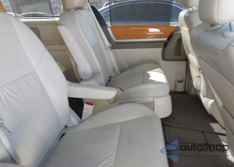 2008 Chrysler Town & Country Limited from USA, damaged, VIN 2A8HR64X88R690013